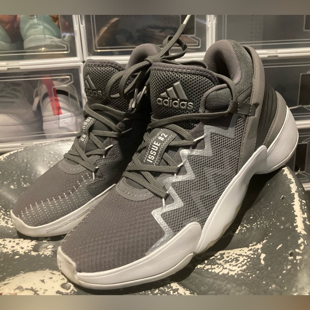 Adidas DON Issue #2 gray basketball shoes Men’s US 8.